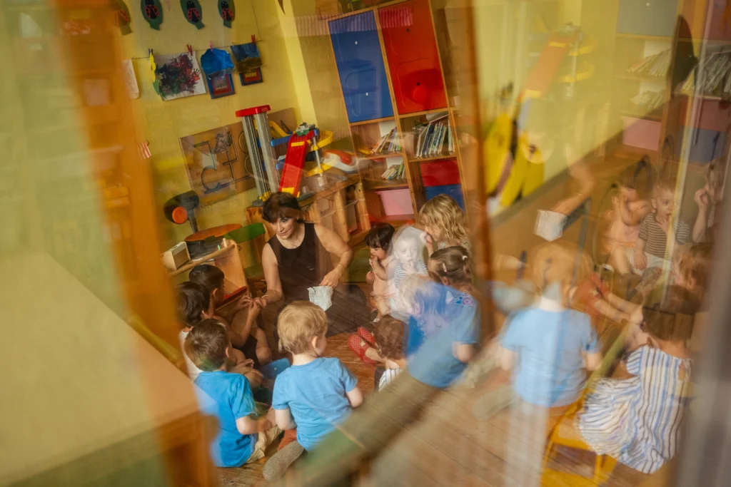 Gespiegelte Kindergruppe